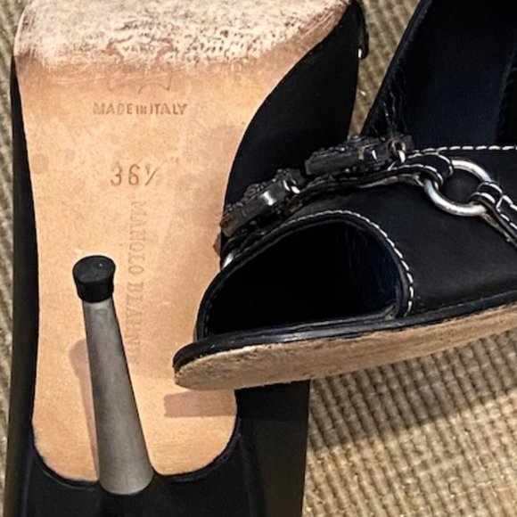 Manolo Blahnik Peep Toe Pumps - Picture 6 of 6